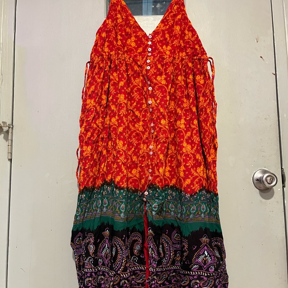 Boho floral paisley print adjustable dress with mother of pearl buttons
